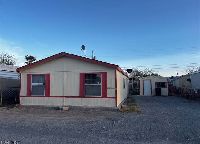 Property at 91 W Yukon St, Pahrump, NV 89048, 3 beds, 2 baths