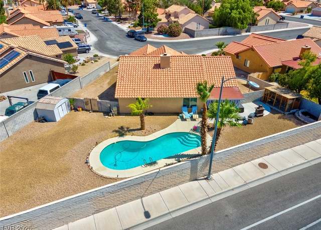 Property at 5033 Austrian Dr, Las Vegas, NV 89130, 3 beds, 2 baths