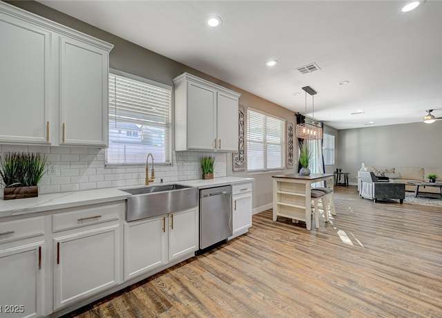 Property at 9601 Rolling Thunder Ave, Las Vegas, NV 89148, 4 beds, 2.5 baths