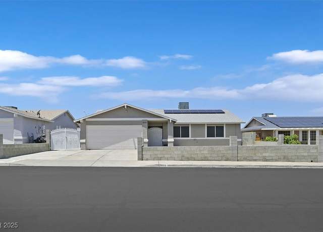 Property at 808 Vermillion Dr, Henderson, NV 89002, 3 beds, 2 baths