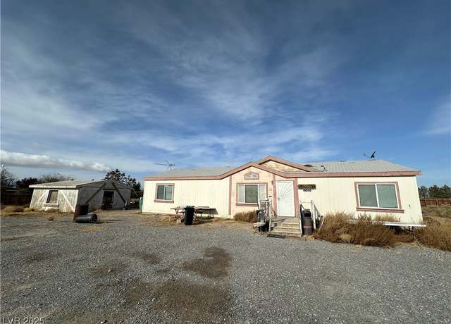 Property at 1580 N Blagg Rd, Pahrump, NV 89060, 3 beds, 2 baths