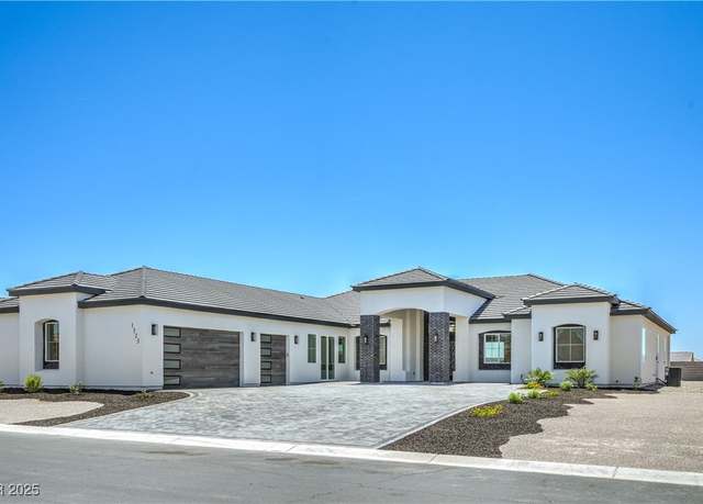 Property at 1525 Heights Dr, Logandale, NV 89021, 4 beds, 4 baths