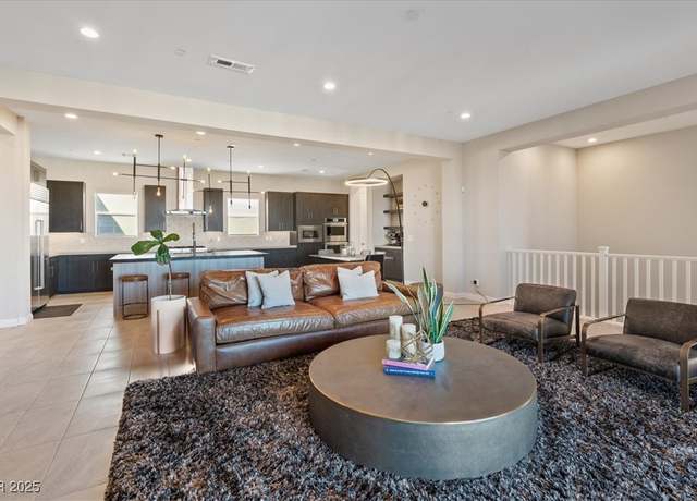 Property at 11280 Granite Ridge Dr #1035, Las Vegas, NV 89135, 4 beds, 4 baths