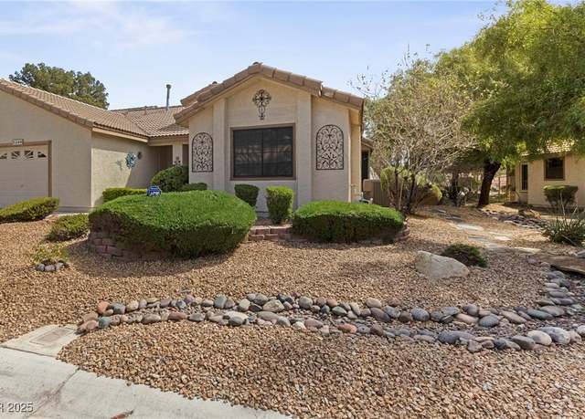 Property at 5240 Las Cruces Dr, Las Vegas, NV 89130, 2 beds, 2 baths