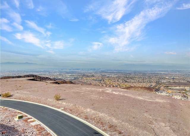 Property at 94 Cloudrock Ct, Henderson, NV 89012