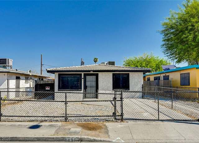 Property at 1436 W Bartlett Ave, Las Vegas, NV 89106, 4 beds, 2 baths