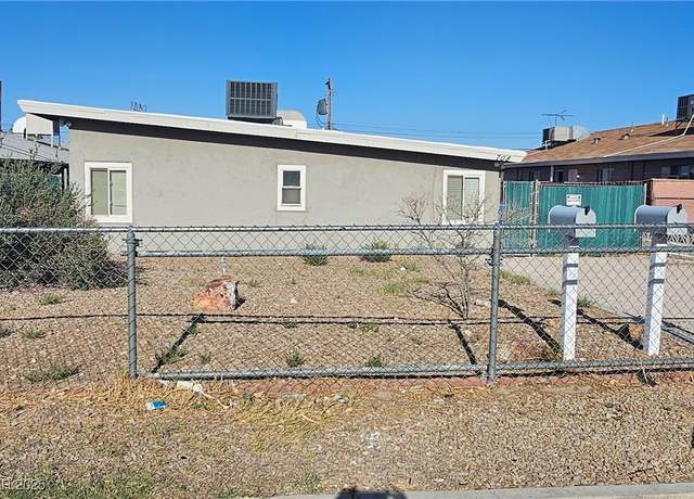 Property at 708 N 10th St, Las Vegas, NV 89101, 4 beds, 2 baths