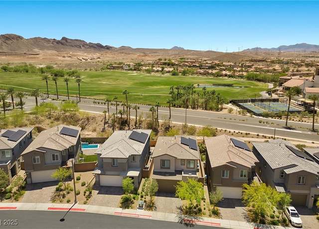 Property at 55 Strada Fontana, Henderson, NV 89011, 3 beds, 2.5 baths