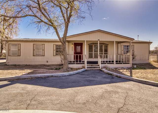 Property at 3841 Dennis St, Pahrump, NV 89060, 3 beds, 2 baths