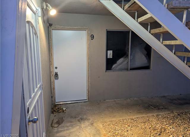 Property at 208 Orland St #9, Las Vegas, NV 89107, 2 beds, 1 bath