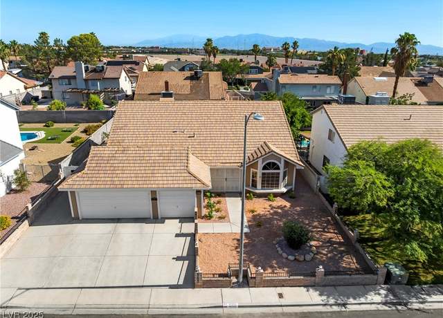 Property at 6500 Peppermill Dr, Las Vegas, NV 89146, 4 beds, 2 baths