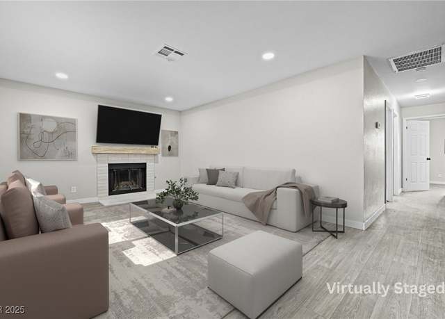 Property at 5191 Caliente St #84, Las Vegas, NV 89119, 2 beds, 2 baths