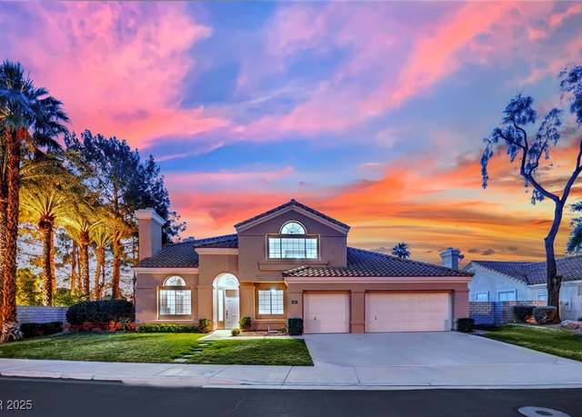 Property at 1984 Troon Dr, Henderson, NV 89074, 5 beds, 3 baths
