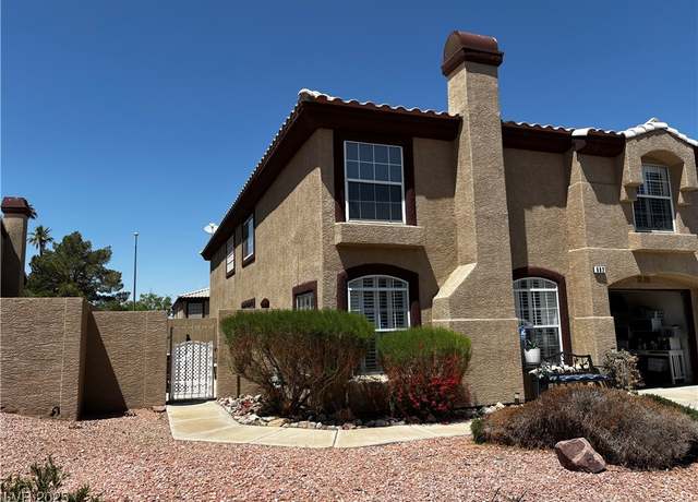 Property at 682 Corte Madera Ave, Henderson, NV 89015, 3 beds, 2.5 baths