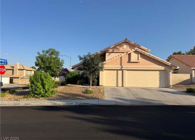 Property at 1219 Heather Ridge Rd, North Las Vegas, NV 89031, 4 beds, 3 baths