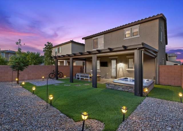 Property at 8013 Green River Knob St, Las Vegas, NV 89113, 4 beds, 2.5 baths