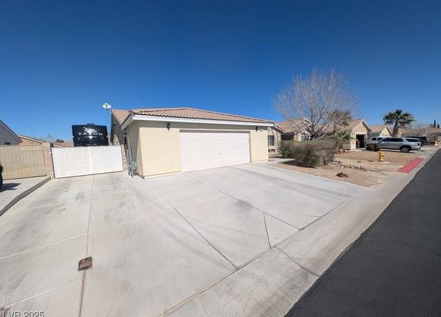 Property at 8018 Rushmore Ave, Las Vegas, NV 89131, 4 beds, 2 baths