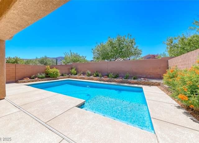 Property at 2257 Montferrat Ln, Henderson, NV 89044, 4 beds, 3.5 baths
