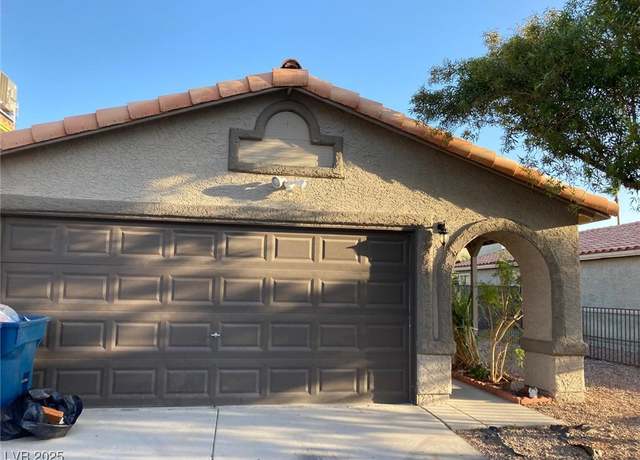 Property at 5353 Hollow Brook Ave, Las Vegas, NV 89142, 2 beds, 2 baths