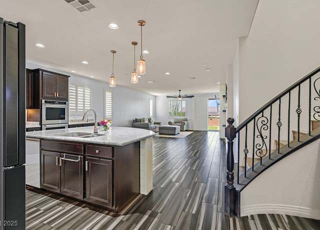 Property at 3096 Beaux Art Ave, Henderson, NV 89044, 3 beds, 2.5 baths