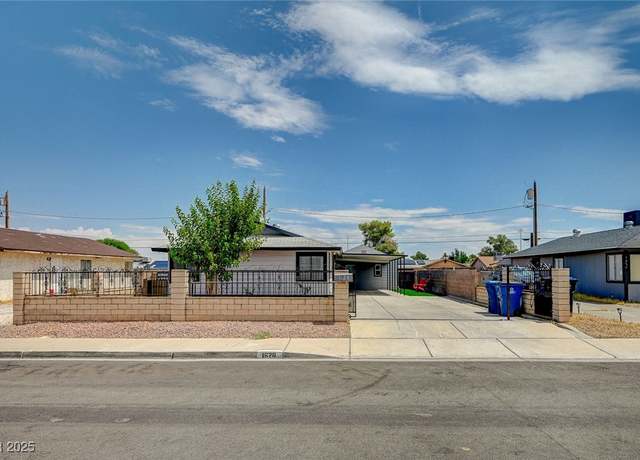 Property at 1628 Chestnut St, Henderson, NV 89011, 4 beds, 2.5 baths
