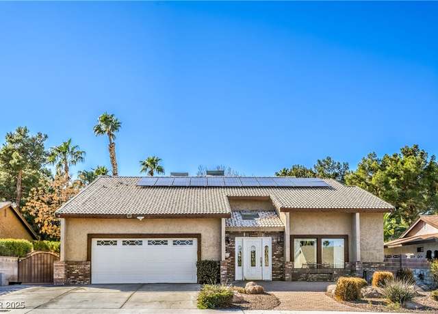 Property at 2233 Marlboro Dr, Henderson, NV 89014, 5 beds, 2.5 baths