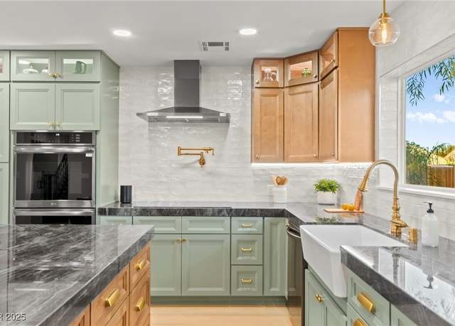 Property at 6920 Bradley Rd, Las Vegas, NV 89131, 3 beds, 2 baths