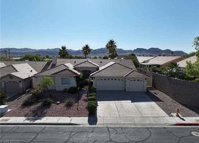 Property at 1006 Winding Hill St, Henderson, NV 89002, 4 beds, 2.5 baths