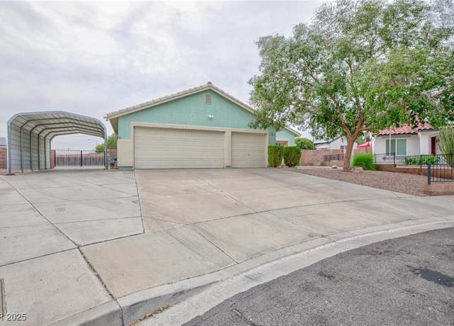 Property at 850 Grape Vine Ave, Henderson, NV 89002, 4 beds, 2 baths