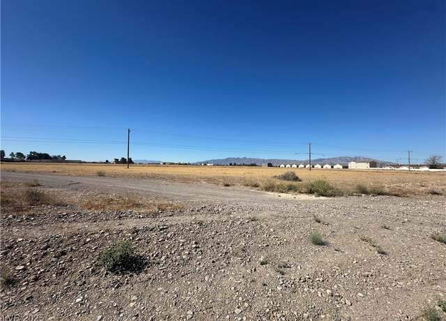 Property at 1921 E Honeysuckle St, Pahrump, NV 89048