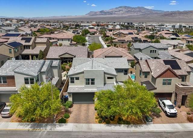 Property at 9710 Hiking Ave, Las Vegas, NV 89166, 5 beds, 4.5 baths