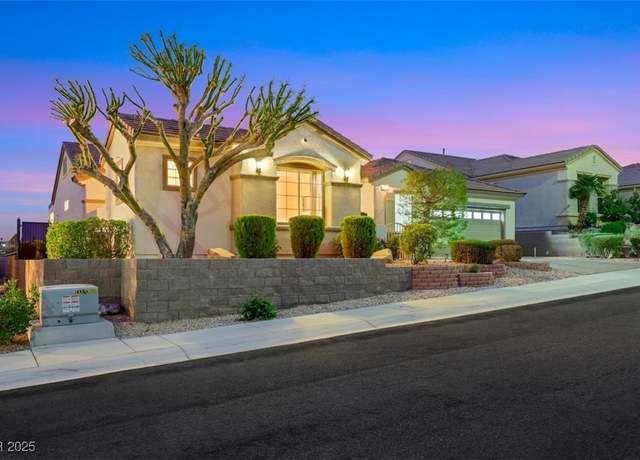 Property at 1960 Oliver Springs St, Henderson, NV 89052, 3 beds, 3 baths
