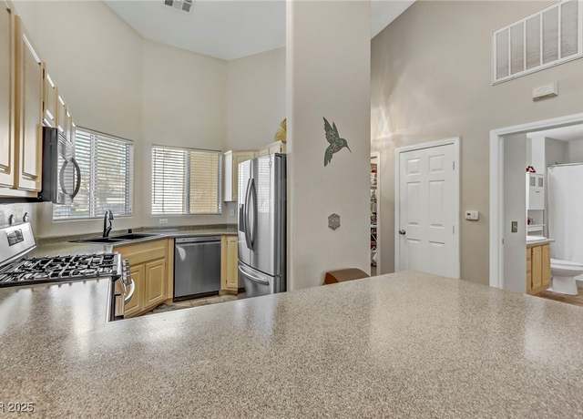 Property at 855 N Stephanie St #1914, Henderson, NV 89014, 2 beds, 2 baths