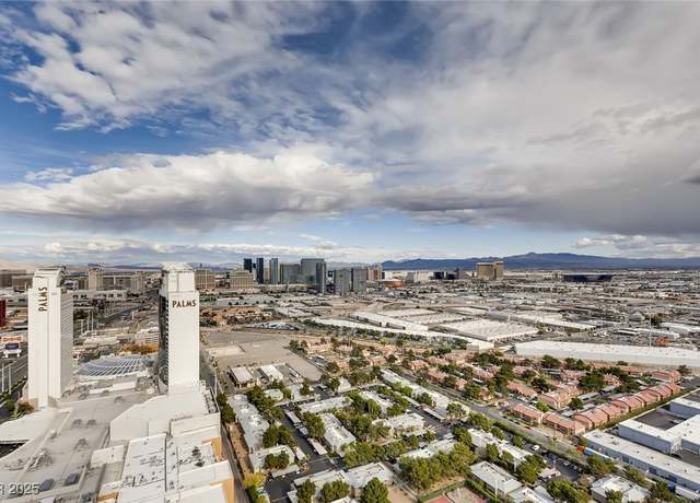 Property at 4381 W Flamingo Rd #5220, Las Vegas, NV 89103, 1 bath