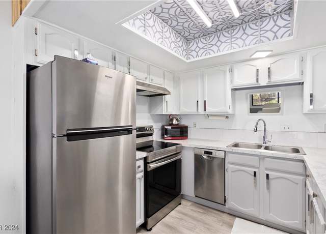 Property at 4291 Sanderling Cir #124, Las Vegas, NV 89103, 1 bed, 1 bath