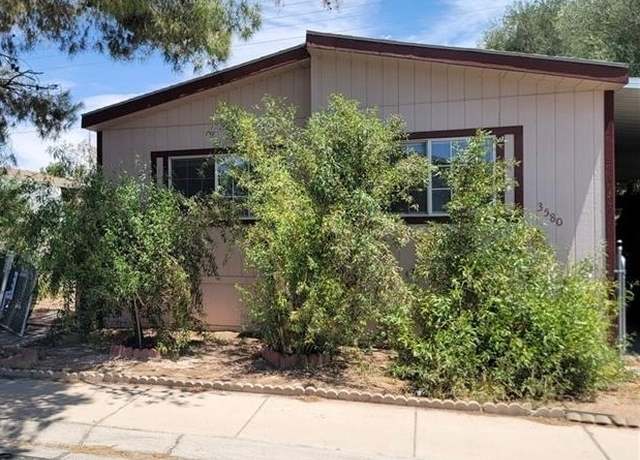 Property at 3580 Lost Hills Dr, Las Vegas, NV 89122, 3 beds, 2 baths