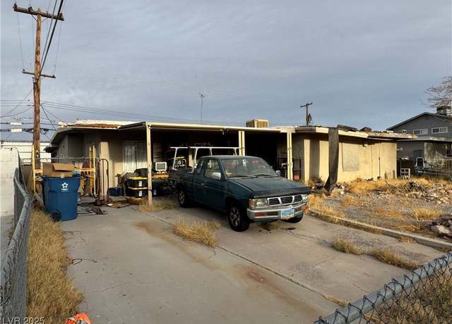 Property at 2721 Howard Dr, Las Vegas, NV 89104, 4 beds, 2 baths