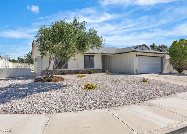 Property at 6204 Robin Hood Cir, Las Vegas, NV 89108, 3 beds, 2 baths