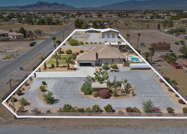 Property at 2851 S Winchester Ave, Pahrump, NV 89048, 4 beds, 3.5 baths