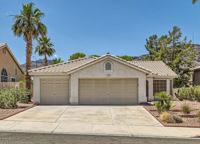 Property at 735 Wolf Point St, Henderson, NV 89002, 3 beds, 2 baths