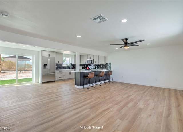 Property at 5200 Blanton Dr, Las Vegas, NV 89122, 3 beds, 2 baths