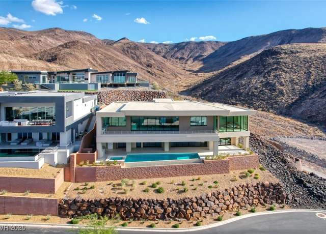 Property at 677 Overlook Rim Dr, Henderson, NV 89012, 5 beds, 6 baths