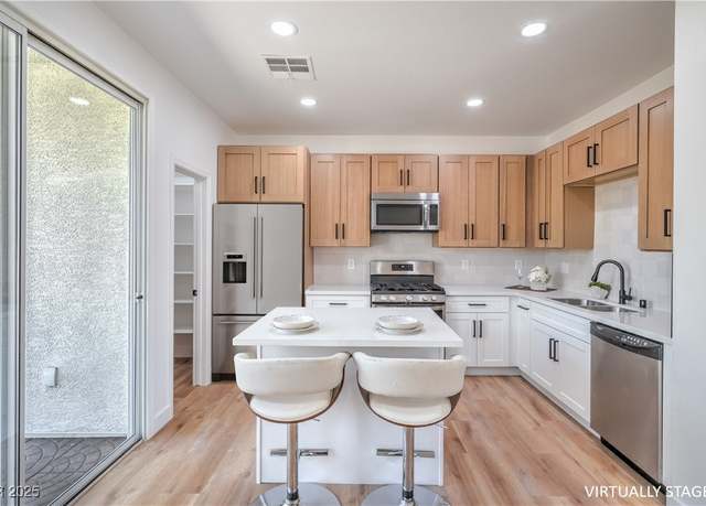 Property at 4908 Apache Valley Ave, Las Vegas, NV 89131, 4 beds, 2 baths