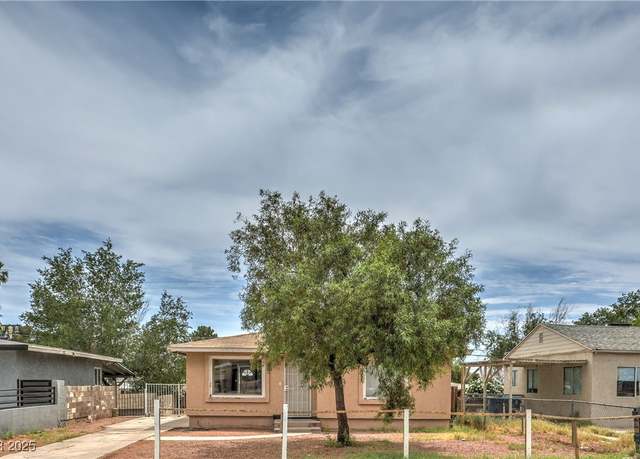 Property at 240 N 19th St, Las Vegas, NV 89101, 2 beds, 1 bath