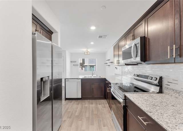 Property at 12367 Indigo Montage Rd #3, Las Vegas, NV 89183, 3 beds, 2.5 baths