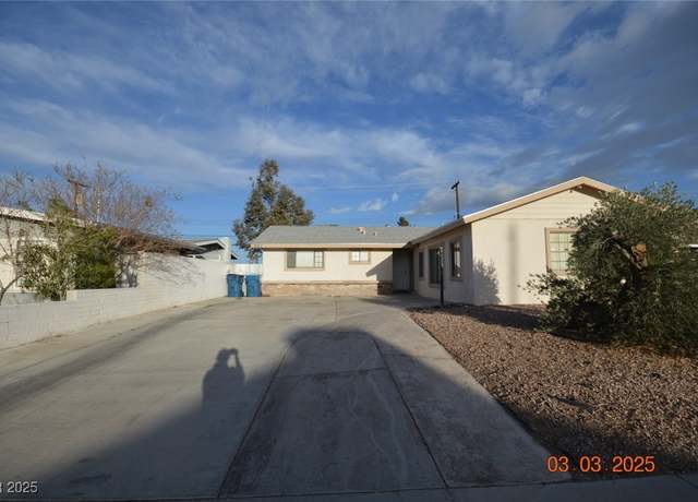 Property at 301 Falcon Ln, Las Vegas, NV 89107, 3 beds, 2 baths