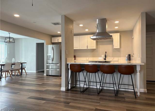 Property at 1944 Randa Ln, Las Vegas, NV 89104, 4 beds, 2 baths