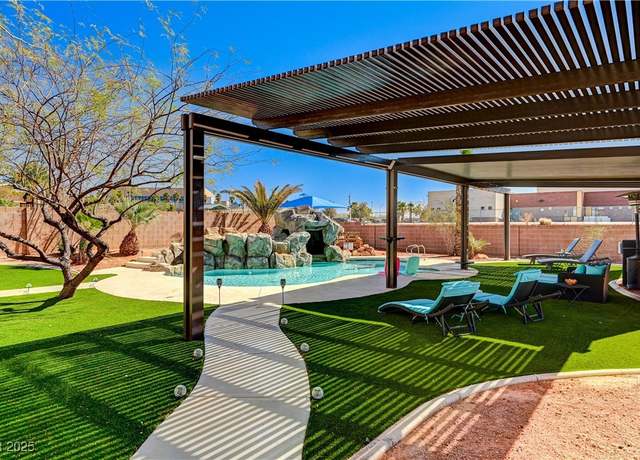 Property at 6689 Sparks Ave, Las Vegas, NV 89142, 5 beds, 4 baths