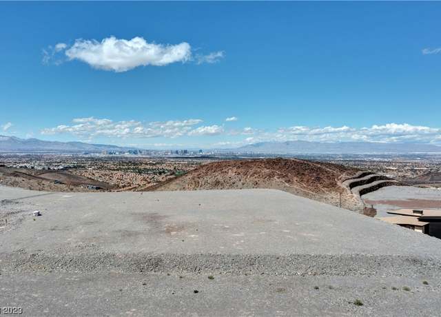 Property at 2 Highcrest Ct, Henderson, NV 89012