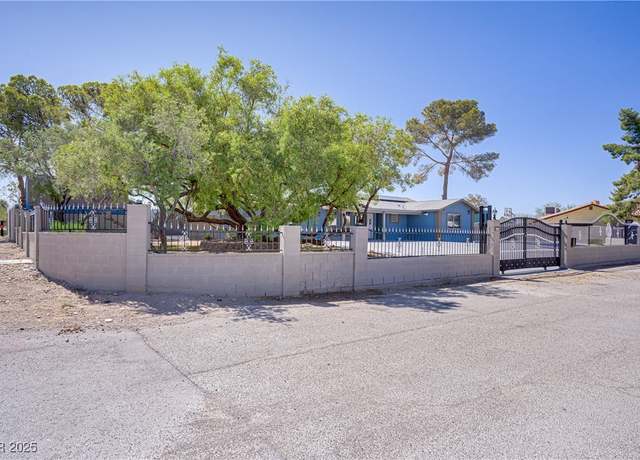 Property at 4490 W Warm Springs Rd, Las Vegas, NV 89118, 5 beds, 3.5 baths